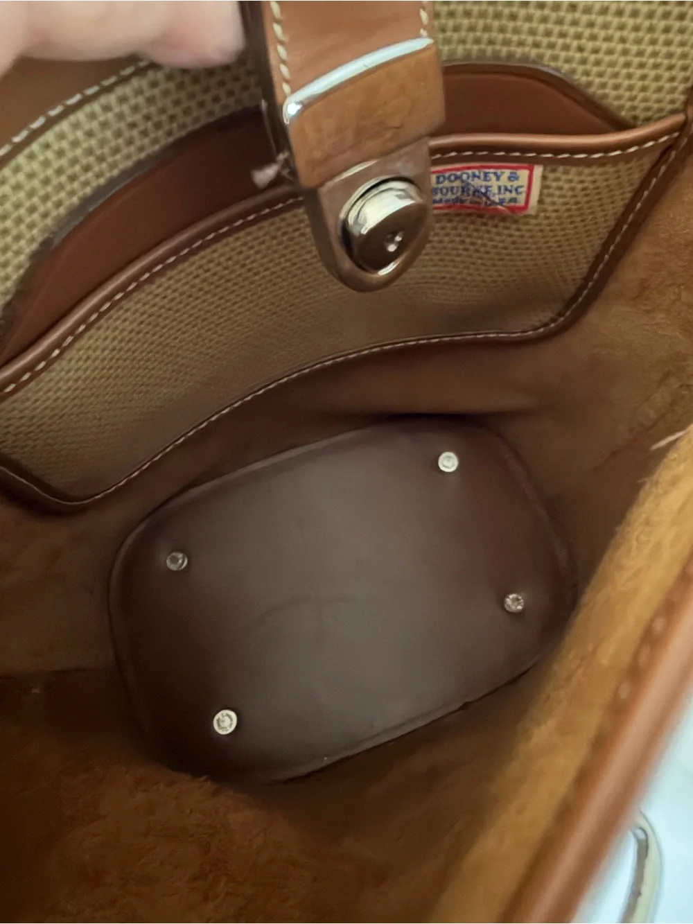 DOONEY & BOURKE•British tan leather bucket shoulder bag EUC